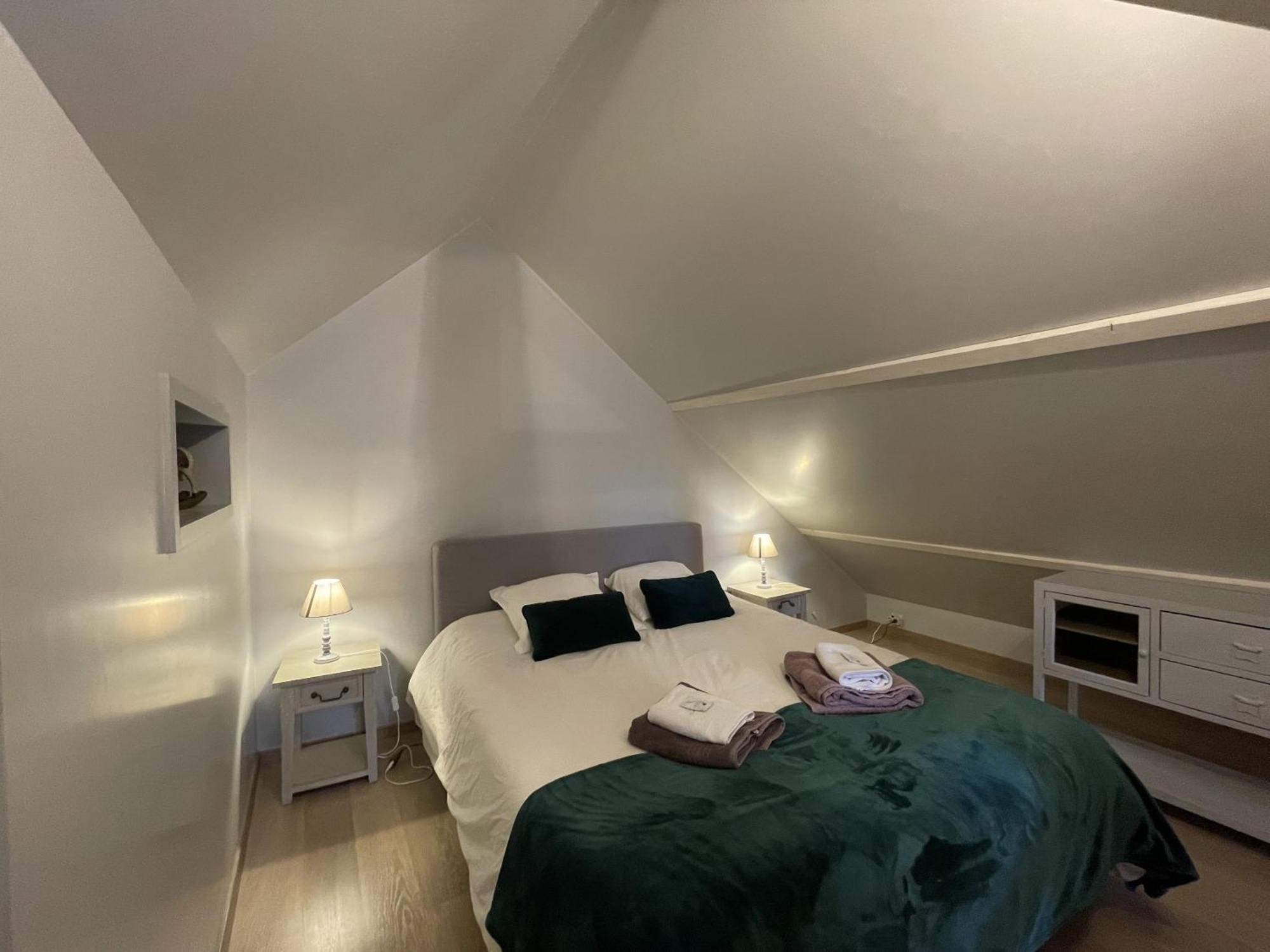 Le P'Tit Louis Saint-Cyr-les-Colons Exterior foto