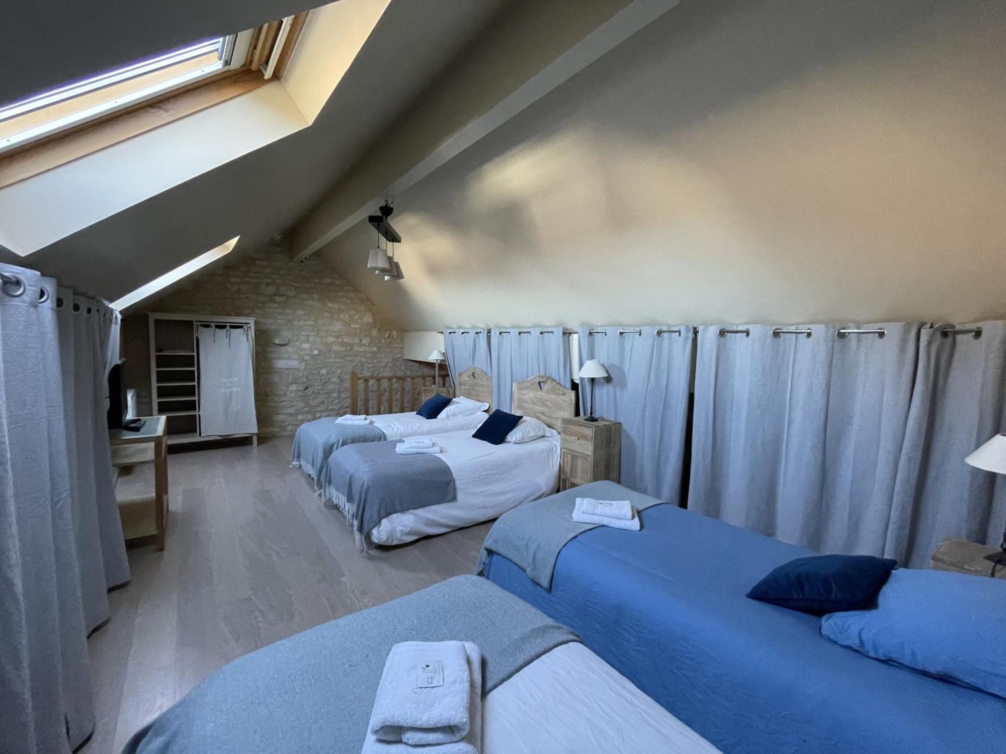 Le P'Tit Louis Saint-Cyr-les-Colons Exterior foto